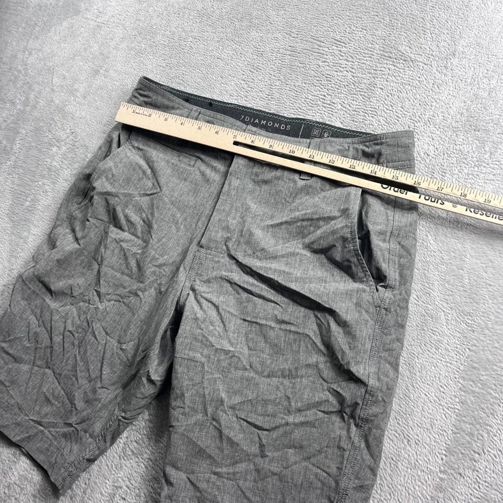 7 Diamonds Velocity Performance Shorts Mens 30 Heather Grey Stretch Golf Casual